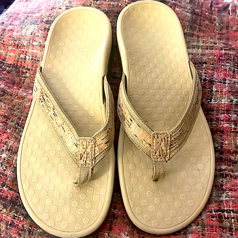 Vionic Flip Flop Shoes